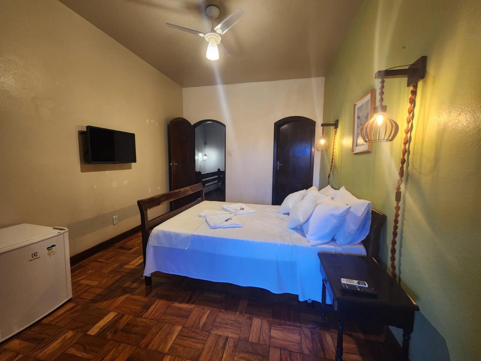 Pousada Recanto Da Ladeira Parati Exterior foto